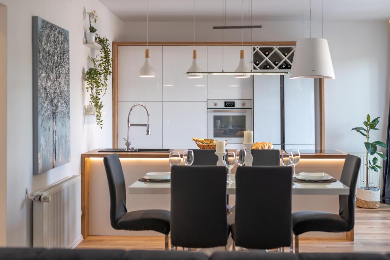 Apartman Tragos トロギール エクステリア 写真