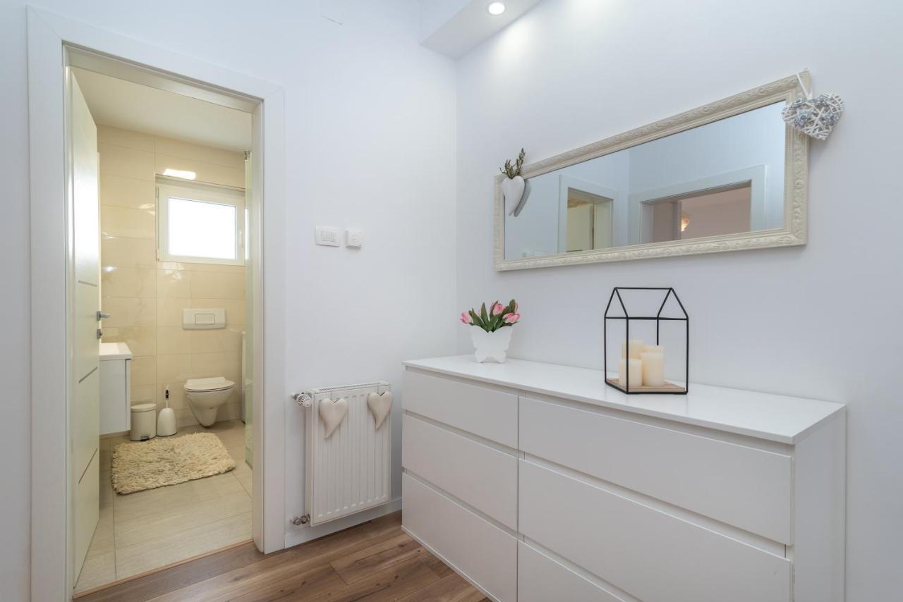 Apartman Tragos トロギール エクステリア 写真